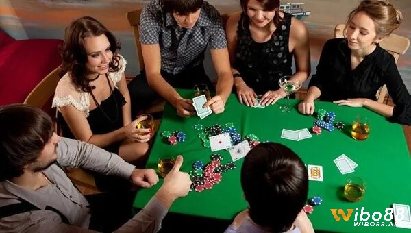 Bỏ vài vị trí nếu bàn poker không đủ 9 người