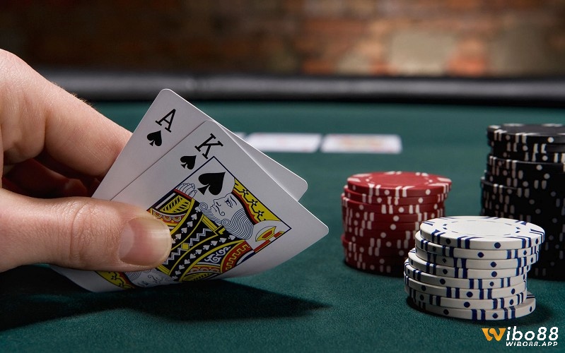 Chơi poker là gì? Cách chơi bài poker như thế nào?