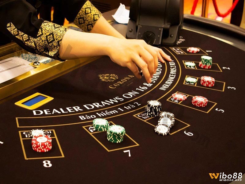 Nắm rõ một số lưu ý trong cách đặt cược baccarat từ các chuyên gia nhé