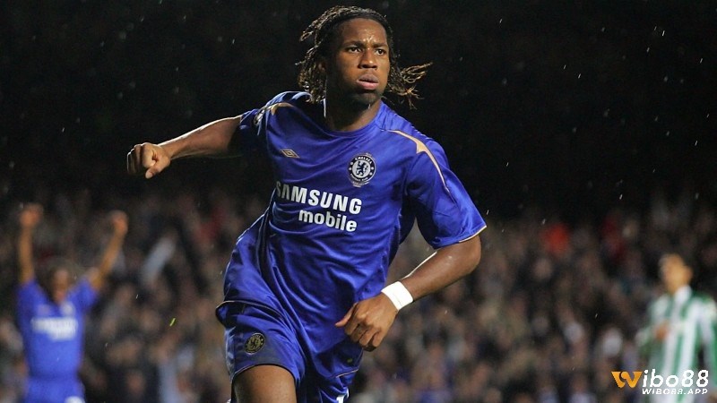 Didier Drogba được xem là một trong những tiền đạo hay nhất Chelsea