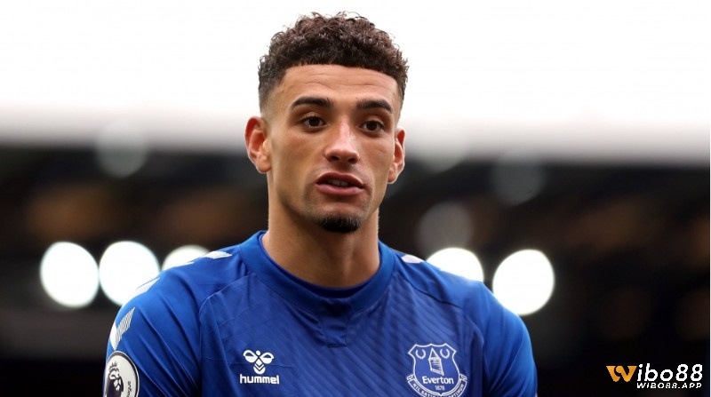  Benjamin Matthew Godfrey là trung vệ xuất sắc nhất Everton