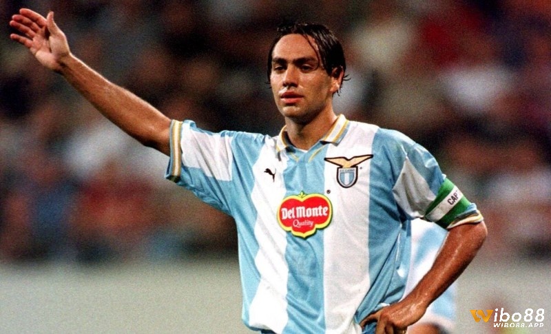 Cầu thủ xuất sắc nhất Lazio - Alessandro Nesta